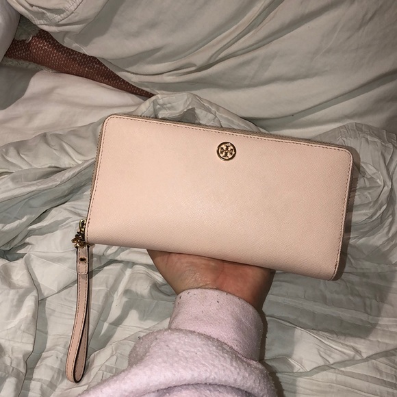 tory burch wallet light pink